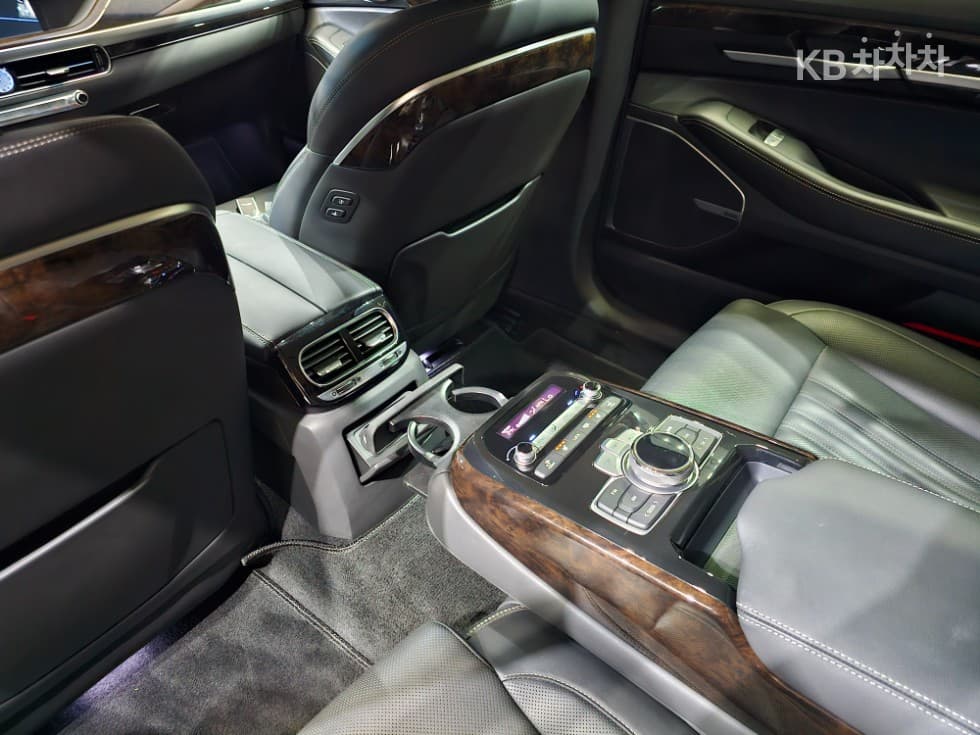 Дженезис G903.3T GDi AWD Лукс - 18