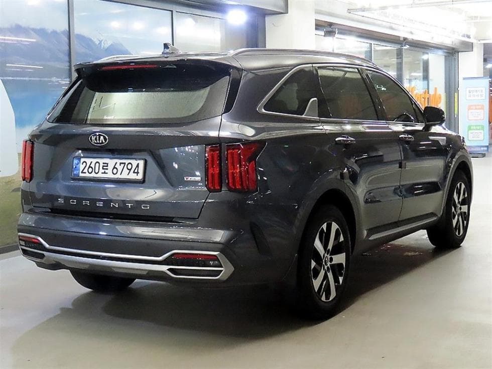 Киа Sorento 4-то поколение2.5 T-GDI 2WD Signature - 4