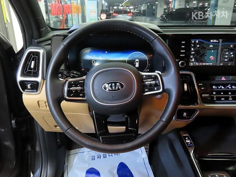 Киа Sorento 4-то поколение2.5 T-GDI 2WD Signature - 8