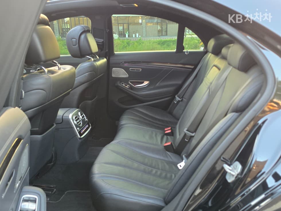Mercedes-Benz Нов S-КласS350 d 4MATIC W222 - 9