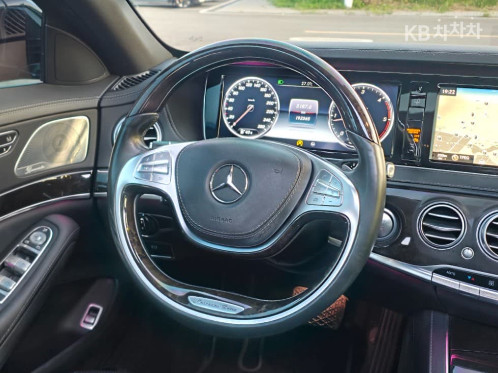 Mercedes-Benz Нов S-КласS350 d 4MATIC W222 - 11