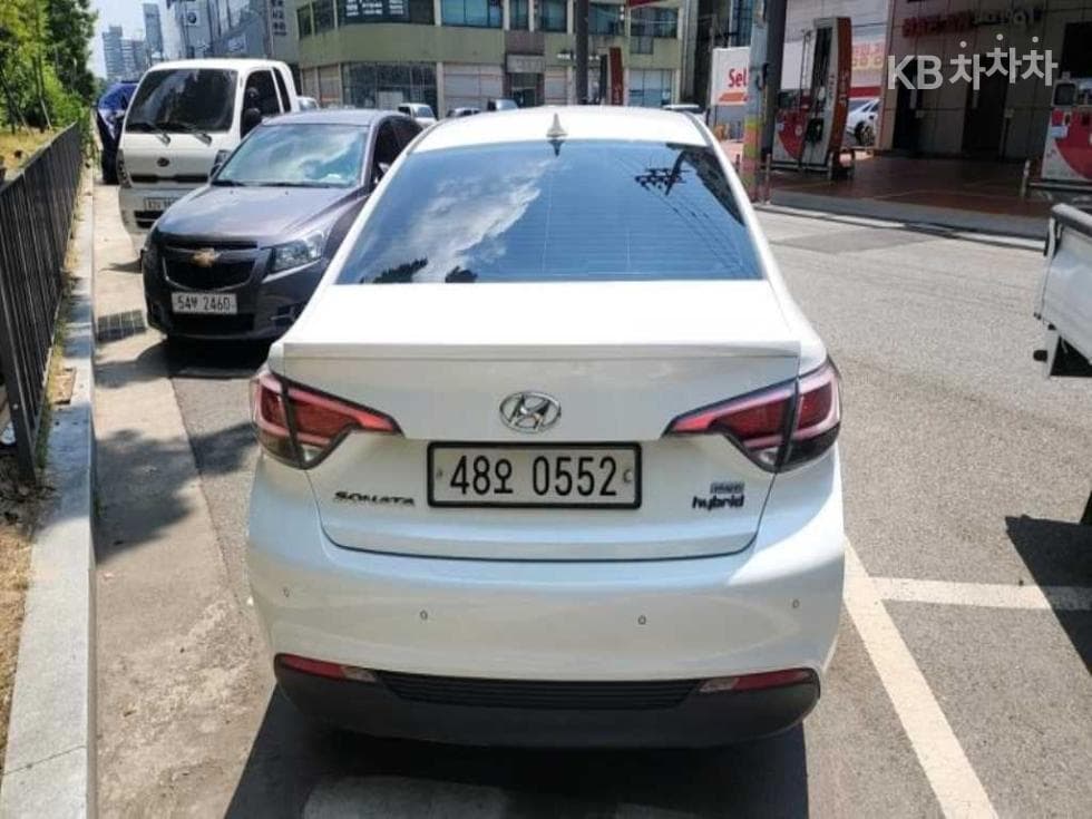 Hyundai Sonata LF Hybrid2.0 P-HEV Premium - 3