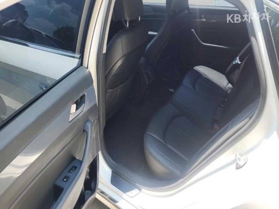 Hyundai Sonata LF Hybrid2.0 P-HEV Premium - 7