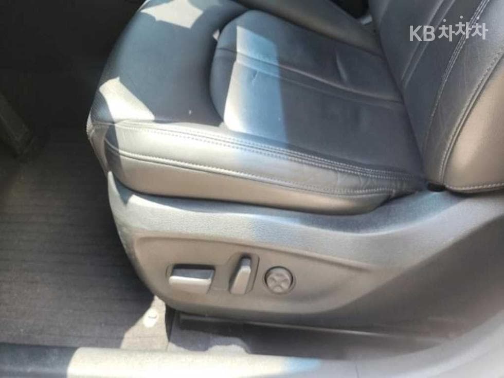 Hyundai Sonata LF Hybrid2.0 P-HEV Premium - 13