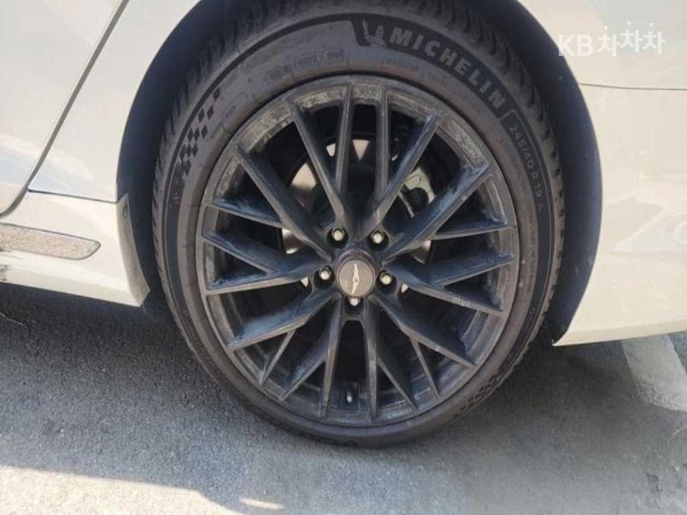 Hyundai Sonata LF Hybrid2.0 P-HEV Premium - 18
