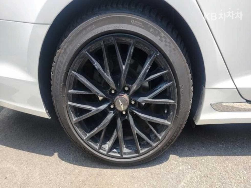 Hyundai Sonata LF Hybrid2.0 P-HEV Premium - 20