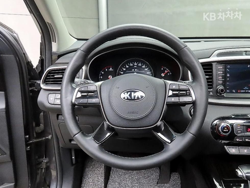 Kia The New (facelift) Sorento2.2 Diesel 2WD Noblesse Special (special feature/edition) - 9