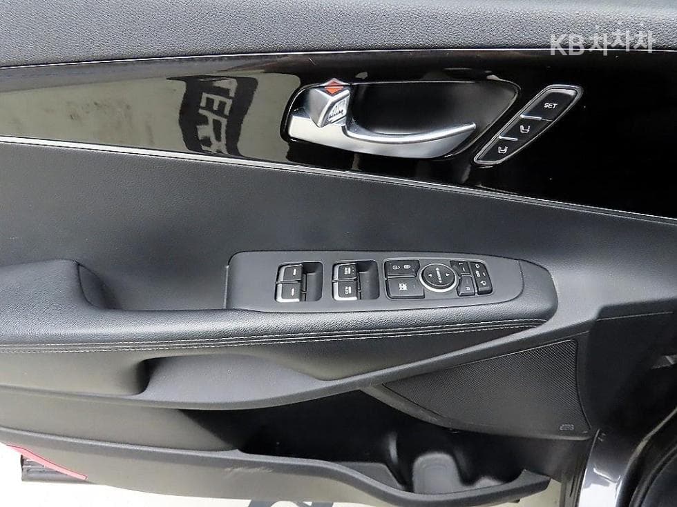 Kia The New (facelift) Sorento2.2 Diesel 2WD Noblesse Special (special feature/edition) - 11