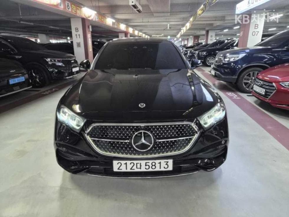 Mercedes-Benz E-클래스 (W214) E200 AMG Line - Image 1