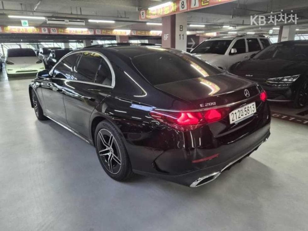 Mercedes-Benz E-클래스 (W214)E200 AMG Line - 6