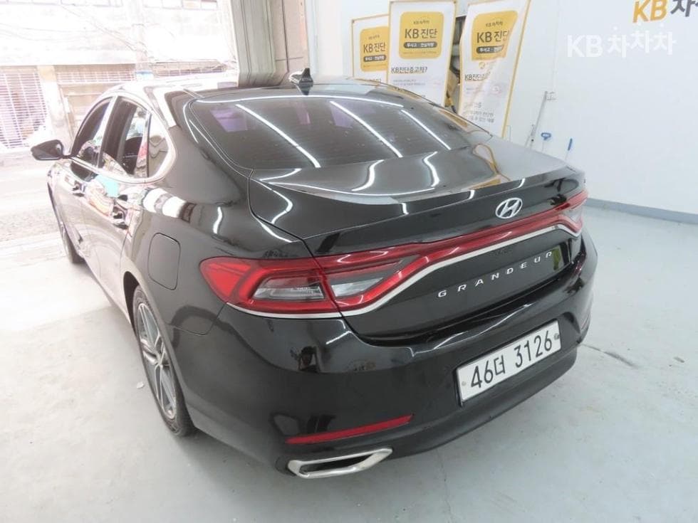 Hyundai Grandeur (Azera)IG3.0 Exclusive Standard - 4