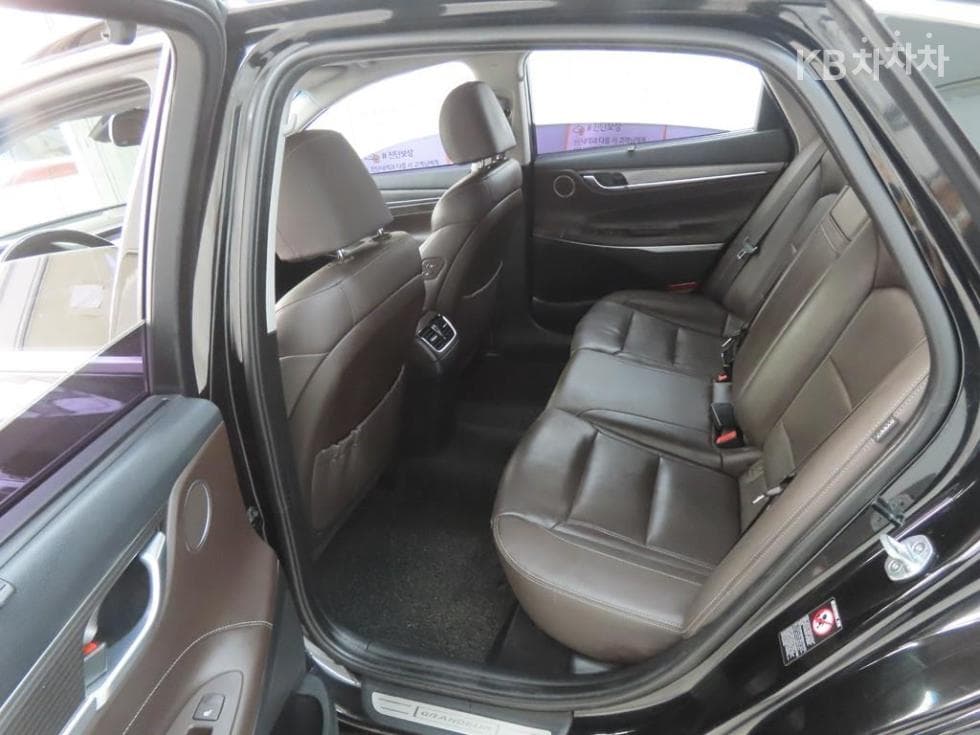 Hyundai Grandeur (Azera)IG3.0 Exclusive Standard - 6