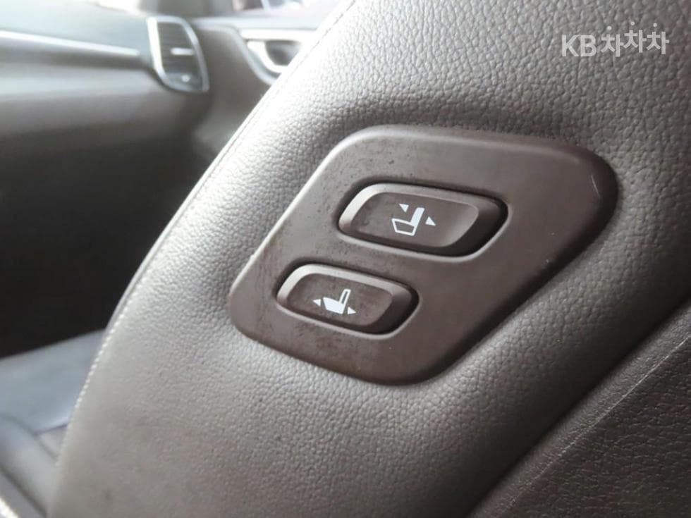 Hyundai Grandeur (Azera)IG3.0 Exclusive Standard - 16
