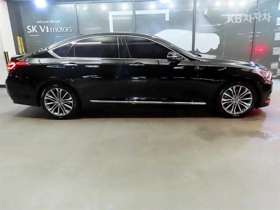 Хюндай ДженезисDHG330 Modern AWD Стандартен - 3