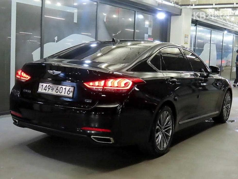 Хюндай ДженезисDHG330 Modern AWD Стандартен - 4
