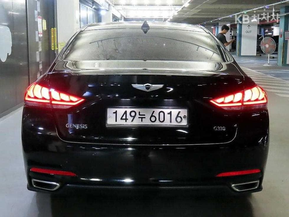 Хюндай ДженезисDHG330 Modern AWD Стандартен - 5