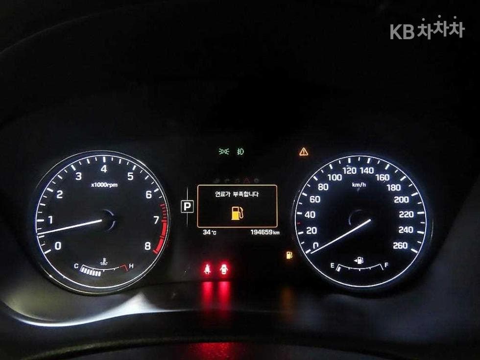 Хюндай ДженезисDHG330 Modern AWD Стандартен - 9