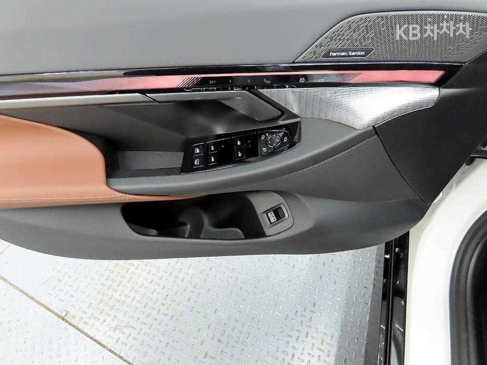 BMW New5 Series(G60)530i xDrive M Sport - 11