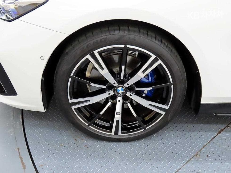 BMW New5 Series(G60)530i xDrive M Sport - 20