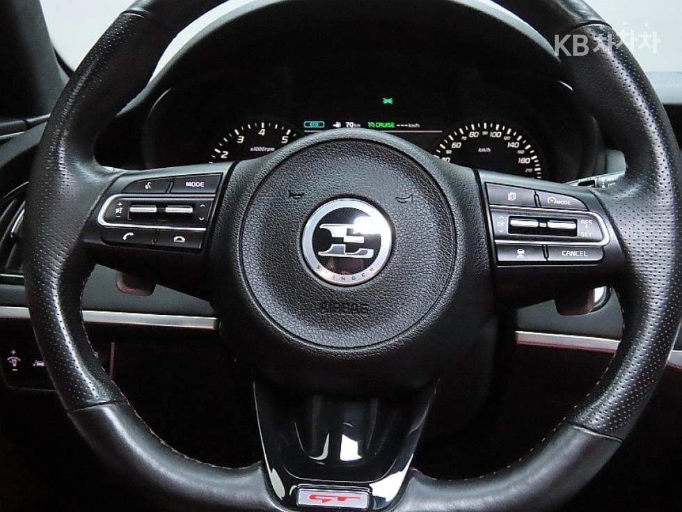 Kia Stinger3.3 Turbo 2WD GT - 17