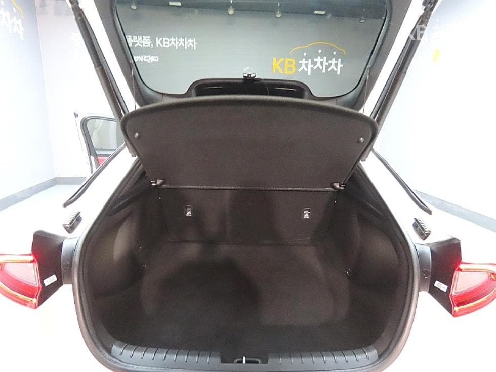 Kia Stinger3.3 Turbo 2WD GT - 19