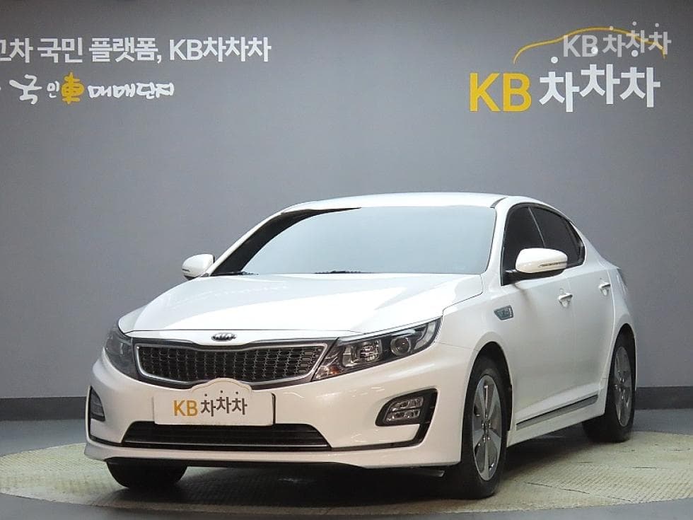 Kia K5 Hybrid 500H Prestige - Image 1