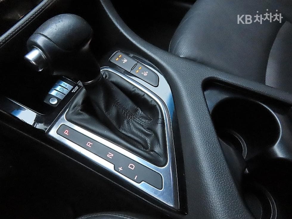 Kia K5 Hybrid500H Prestige - 9