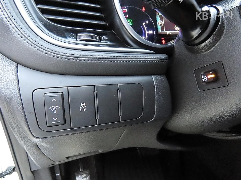 Kia K5 Hybrid500H Prestige - 12