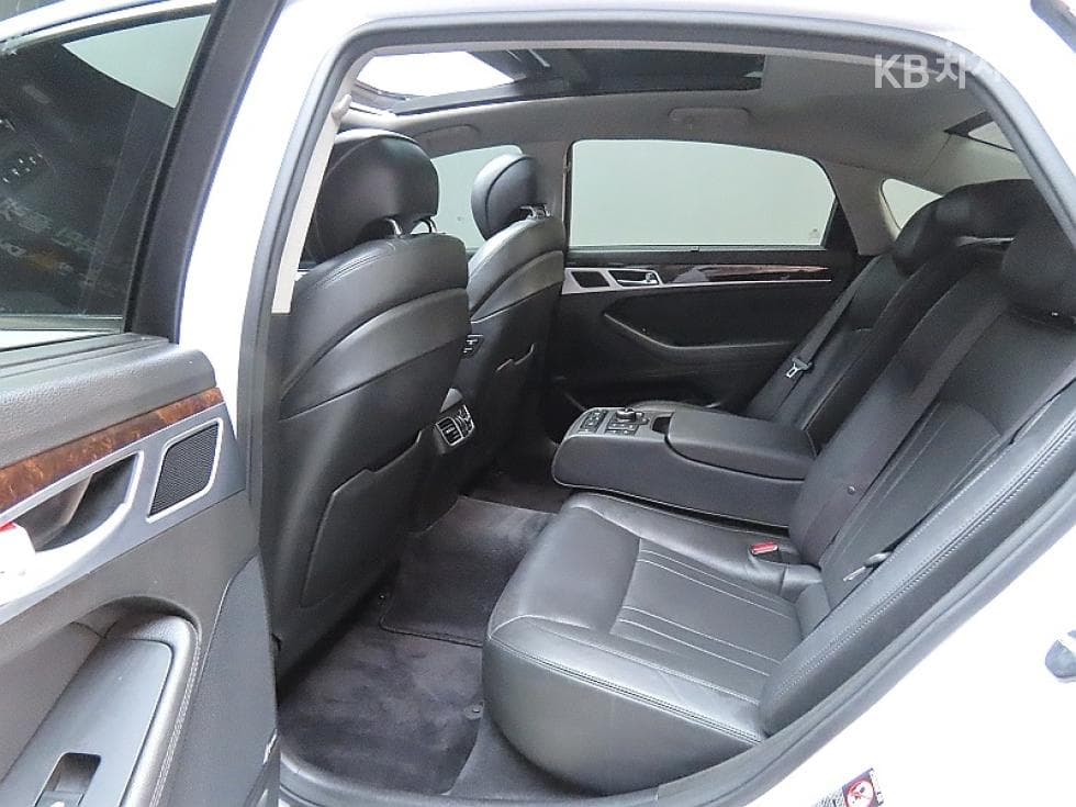 Hyundai GenesisDHG330 Premium - 11