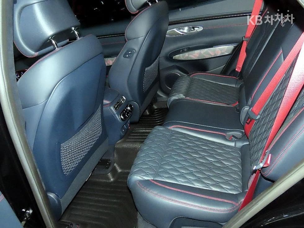 Дженезис GV70Бензин 2.5T 스포츠패키지 AWD - 7