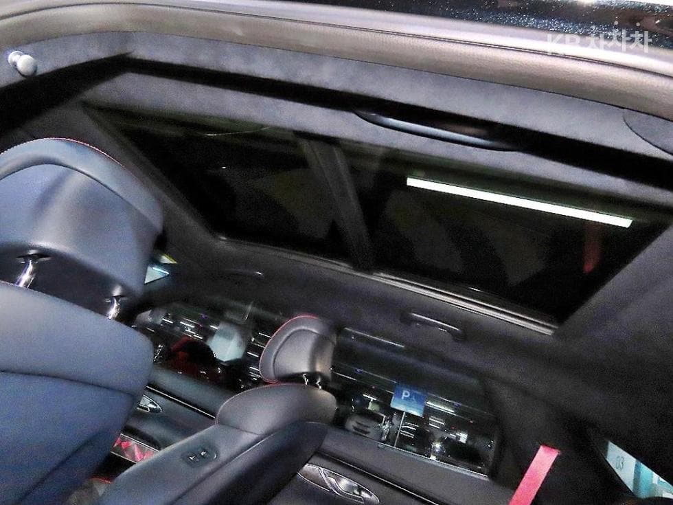 Дженезис GV70Бензин 2.5T 스포츠패키지 AWD - 14