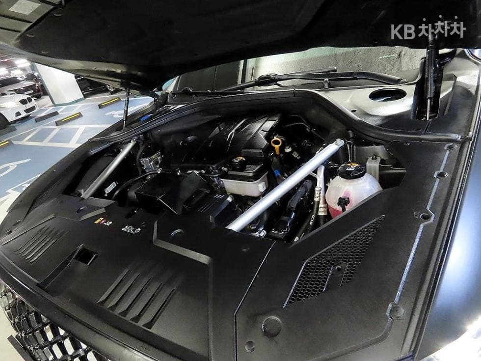 Дженезис GV70Бензин 2.5T 스포츠패키지 AWD - 19