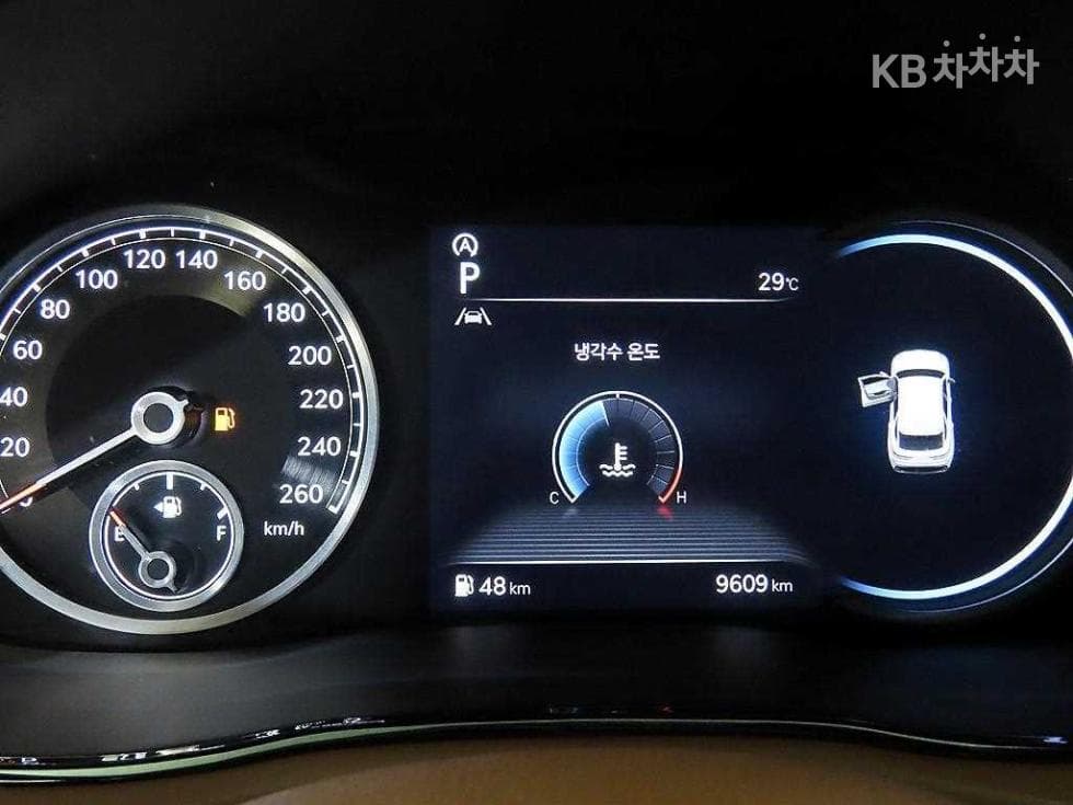 Дженезис GV70Бензин 2.5T 2WD - 9