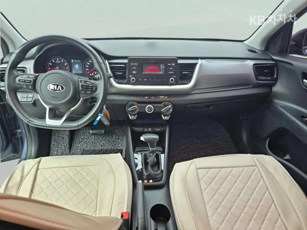 Киа StonicБензин 1.4 MPI Deluxe - 7