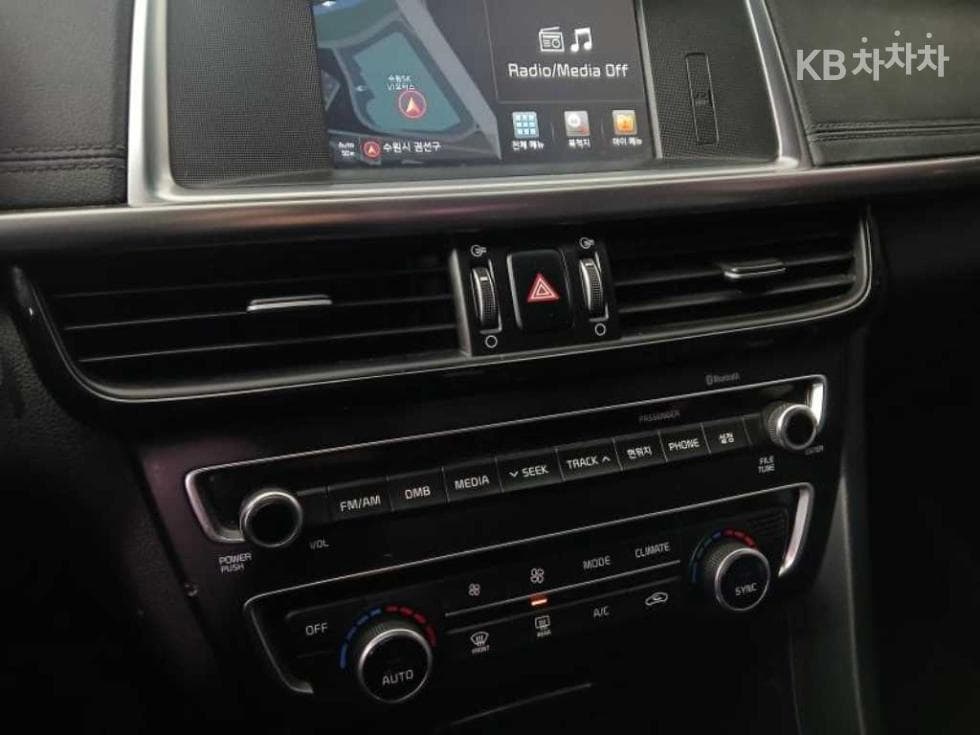 Kia K5 Second generation2.0 Gasoline MX Prestige - 13