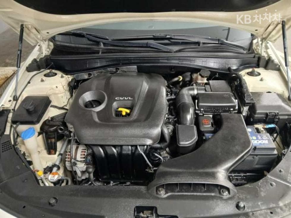 Kia K5 Second generation2.0 Gasoline MX Prestige - 19