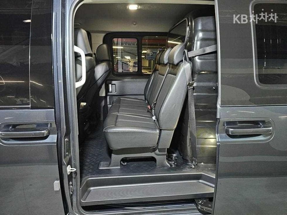 Хюндай Staria Cargo3.5 LPG Cargo 5 Modern - 7