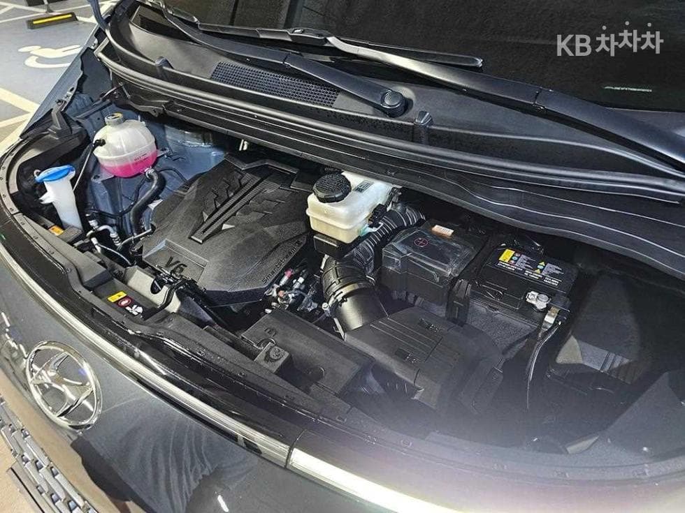 Хюндай Staria Cargo3.5 LPG Cargo 5 Modern - 17