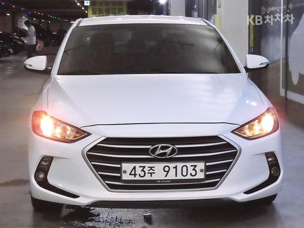 Хюндай Avante (Elantra)AD1.6 GDi Value Plus - 2