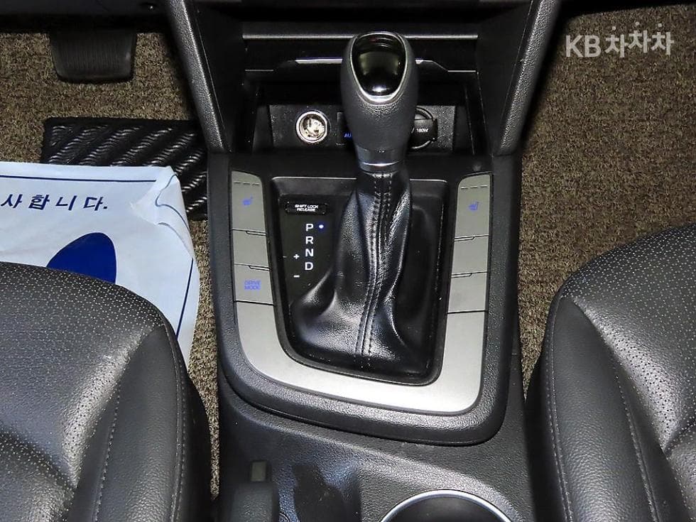 Хюндай Avante (Elantra)AD1.6 GDi Value Plus - 12