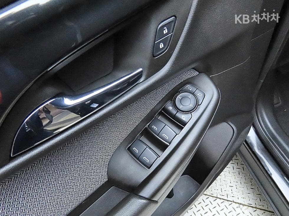 Джи Ем Корея The New (фейслифт) Trailblazer1.35 Бензин Турбо 2WD Premier - 13