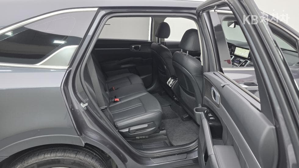 Киа Sorento 4-то поколение2.2 Дизел 2WD Noblesse - 16