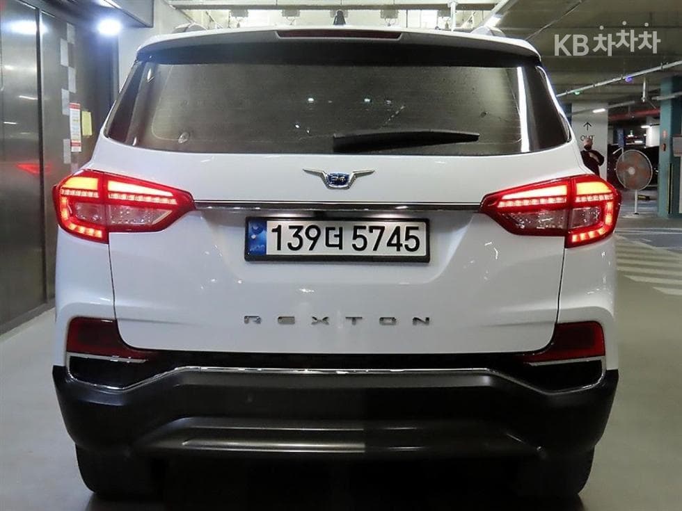 KG Mobility G4 Rexton2.2 4WD 화이트 에디션 - 5