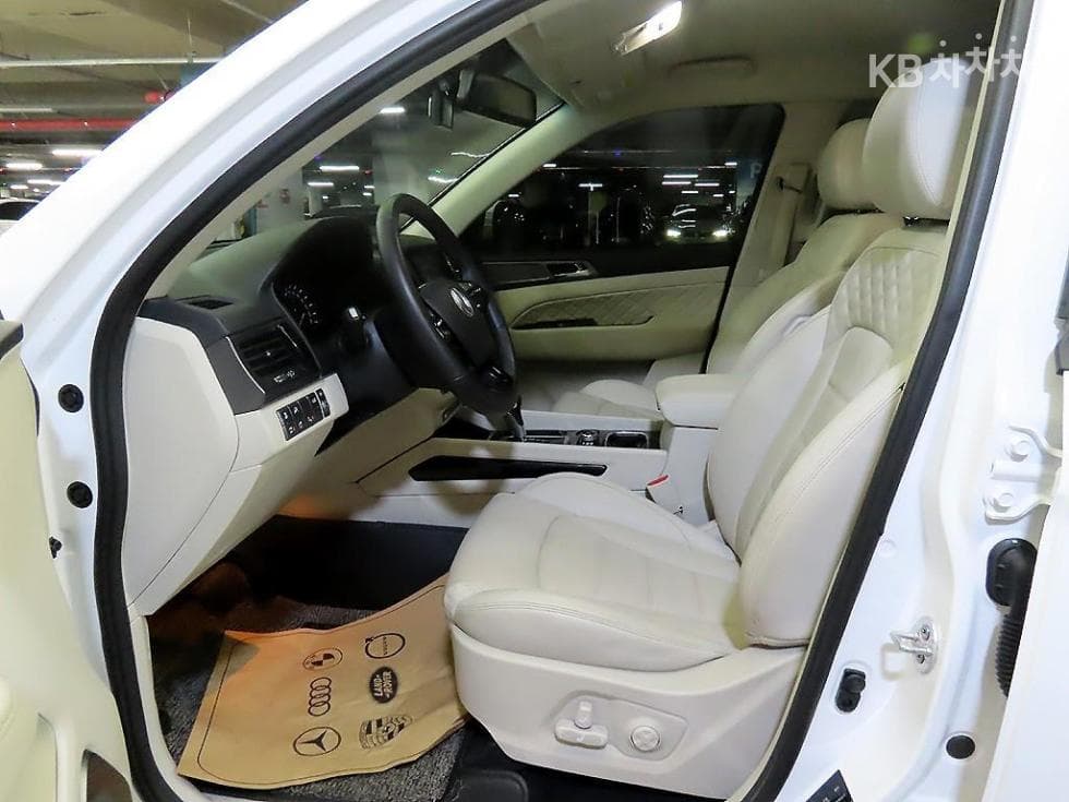 KG Mobility G4 Rexton2.2 4WD 화이트 에디션 - 6