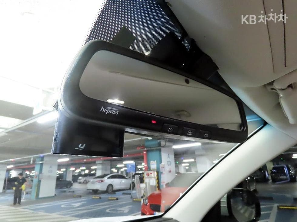 KG Mobility G4 Rexton2.2 4WD 화이트 에디션 - 13