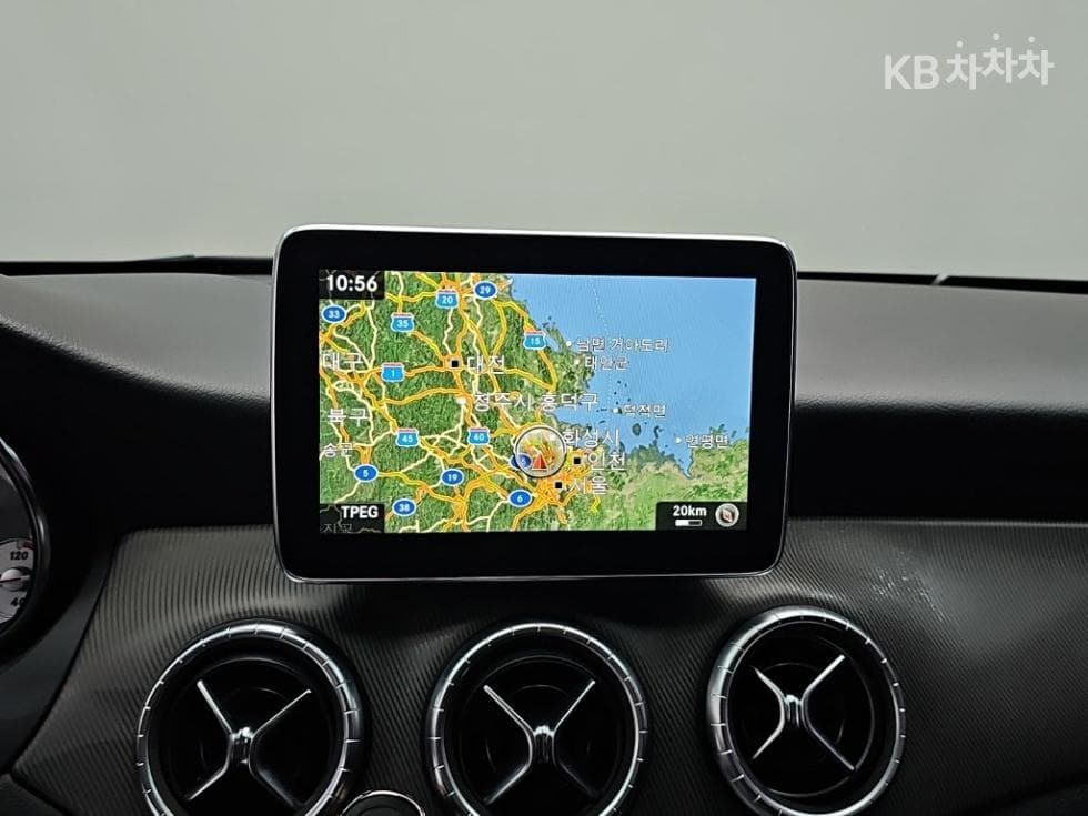 Mercedes-Benz CLA클래스CLA200 d 4Matic - 14
