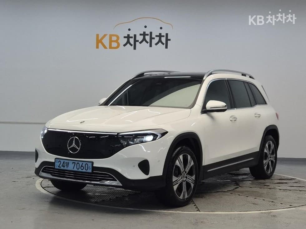 Mercedes-Benz EQB (X243) EQB 300 4Matic Pro그레시브 - Image 1