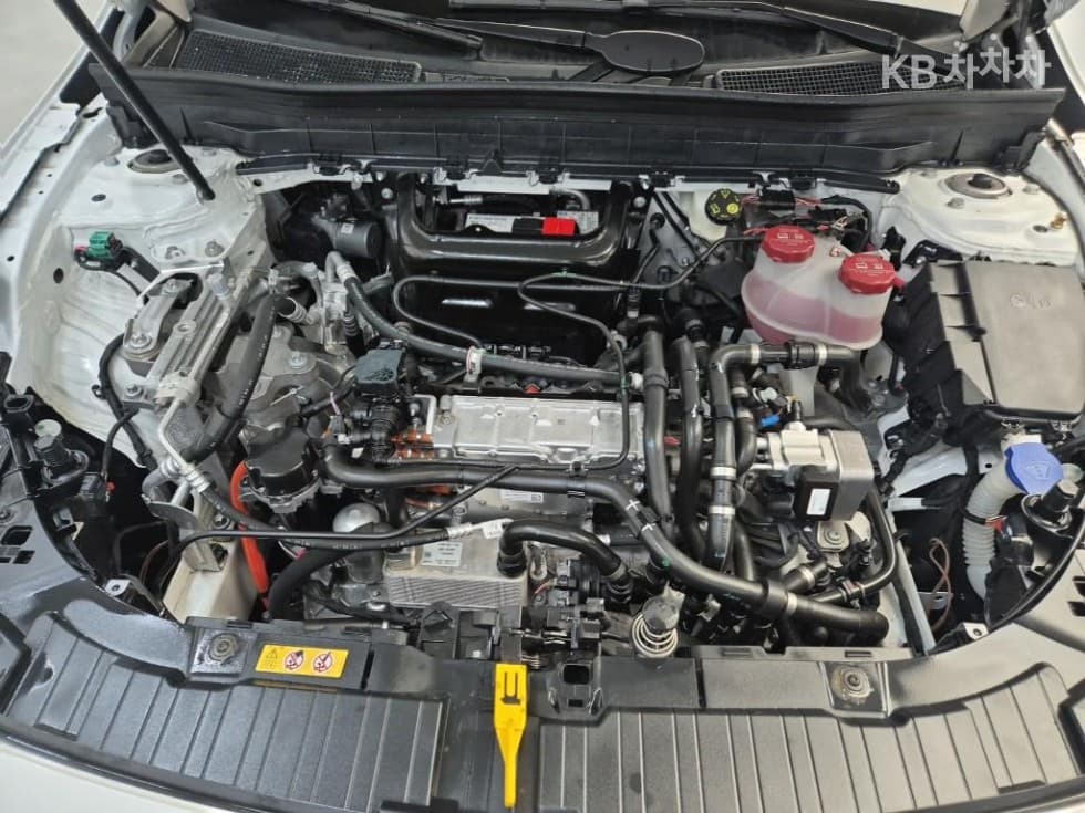 Mercedes-Benz EQB (X243)EQB 300 4Matic Pro그레시브 - 5