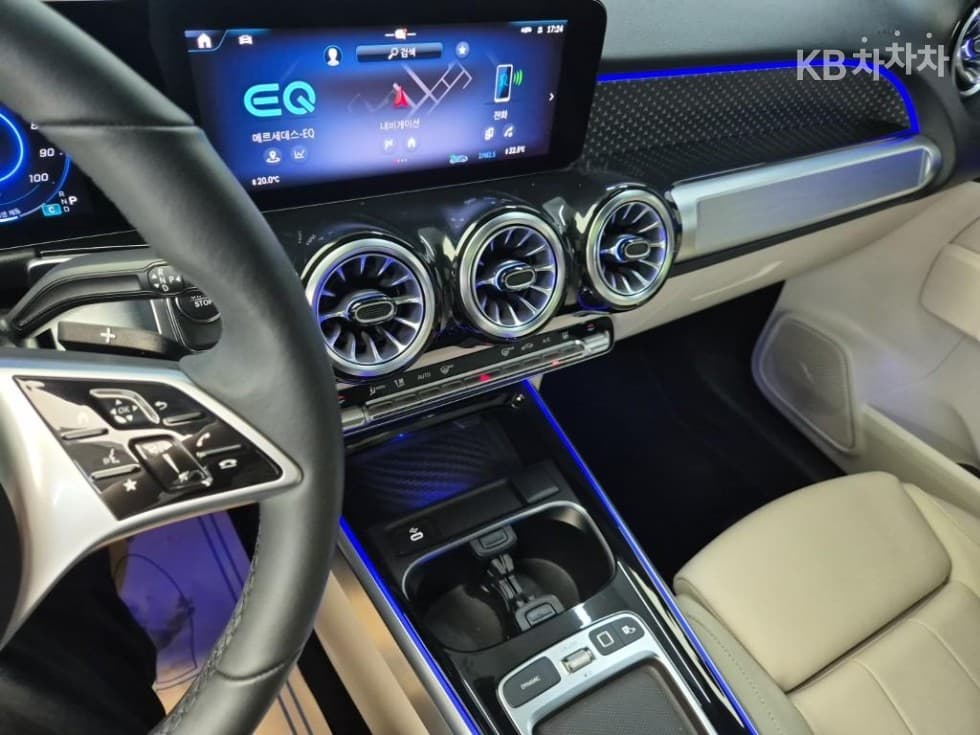 Mercedes-Benz EQB (X243)EQB 300 4Matic Pro그레시브 - 10