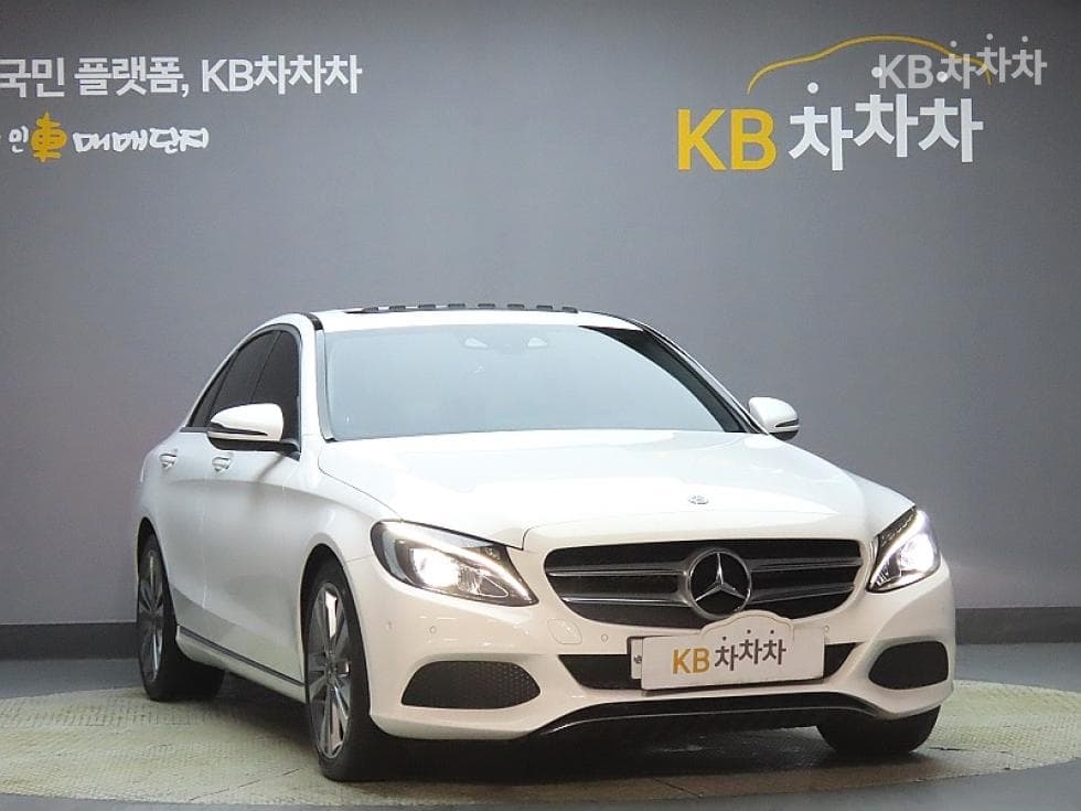 Mercedes-Benz The New (фейслифт) C-КласC220d Avantgarde W205 - 3